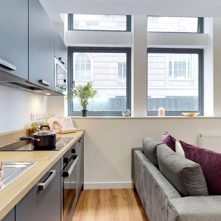 Apt 34, Gravity Residence - Photo 1