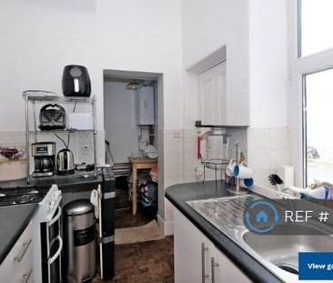 1 bedroom in a flat share to rent - Photo 6