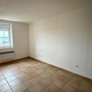 Location Appartement 43m² VENDOME 41100 - Photo 4