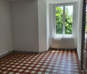 Appartement à louer, 2 pièces - Privas 07000 - Photo 1