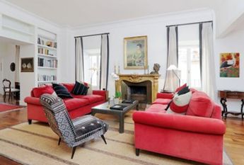 Attic-Spagna: 250mq. Duplex Penthouse located in 15th century Historical Building. Large double living room with fireplace, study, 3 bedrooms, 3 baths, spectauclar entertaining room with 360° views of antique Rome, rooftops and Cupoa’s. Ref #120