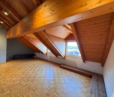 Large 2-room attic apartment - Photo 1