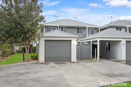 Exceptional Townhouse Living. - Photo 4