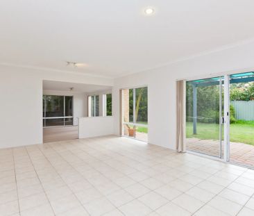 7 Prunella Crescent, - Photo 5