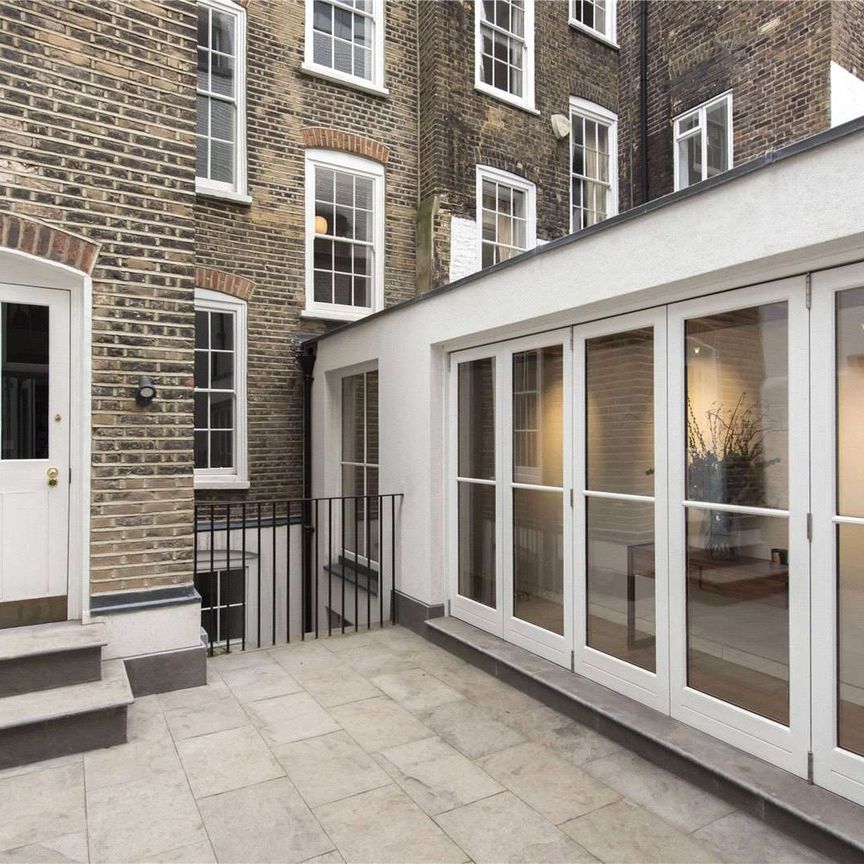 An incredible Grade II* listed house in the heart of Bloomsbury - Photo 1