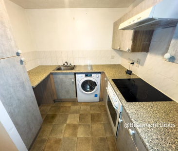 1 bedroom flat to rent - Photo 3