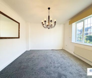 5 bedroom detached house to rent - Photo 3