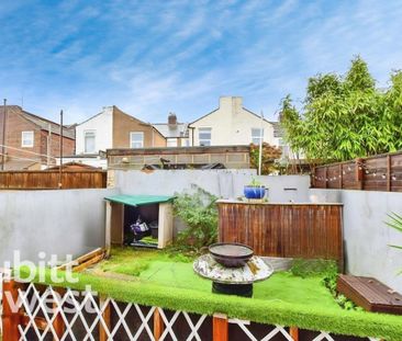 3 bedroom terraced house to rent - Photo 5