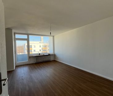 ab 01.04. - Große 1-Zimmer-Wohnung in Kirchseeon-Eglharting - Photo 1