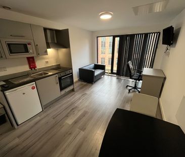 Studio Flat, Norfolk Street, L1 - Photo 1