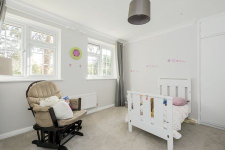 4 bedroom detached house to rent - Photo 4