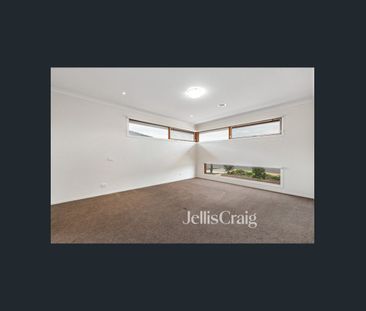 Four Bedroom Family Home - Photo 6