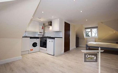 |ref: |, Belmont Road, Southampton, SO17 - Photo 3