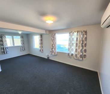 Owhiro Bay Living! - Photo 4