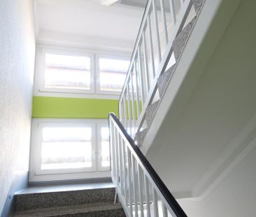 + Mit wenig Stufen in Ihr neu saniertes Wohnglück ++ Erstbezug + - Photo 3