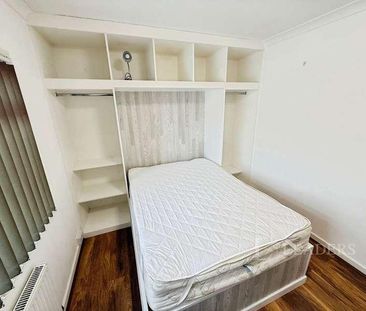 Ludlow Road, Portsmouth, Hampshire, PO6 - Photo 3