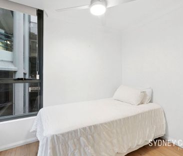 CENTRALLY LOCATED TWO BEDROOM APARTMENT | Unfurnished - Photo 4