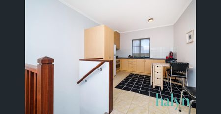 Dual Level Furnished Apartment! - Photo 5