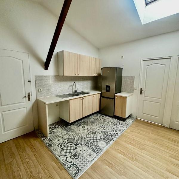 Location Appartement 3 pièces 71m² TARTAS 40400 - Photo 1