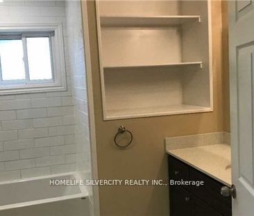 For Lease - 157 Elliott Avenue Unit# Main Level, Oshawa, Ontario - Photo 3