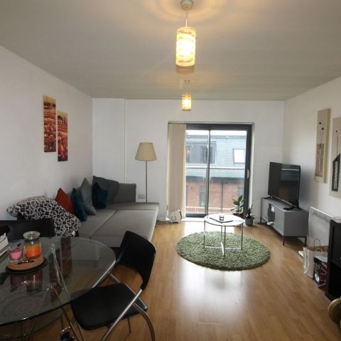 99 Bouverie Court, Leeds - Photo 1