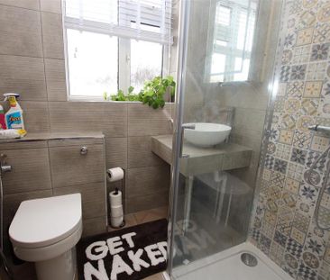 1 bedroom in a house share to rent - Photo 6