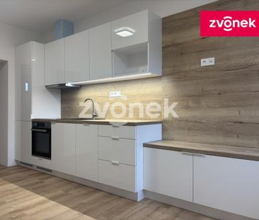 Pronájem bytu 3+kk 50 m2 - Fotografie 1