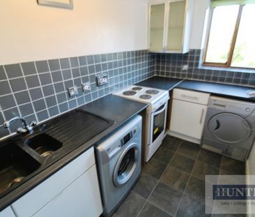 1 bedroom Flat To Let - Photo 1