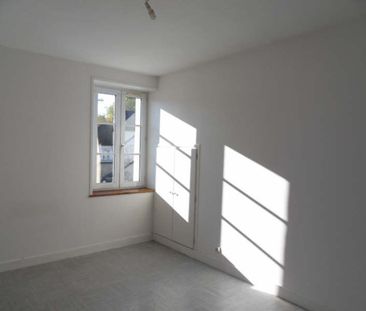 Location Appartement 2 pièces 28m² BAYEUX 14400 - Photo 2