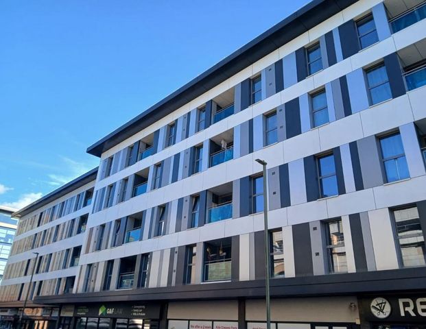 2 bedroom apartment to rent - Photo 1