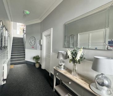 1 bed apartment to rent in Higher Erith Road, Torquay, TQ1 - Photo 2