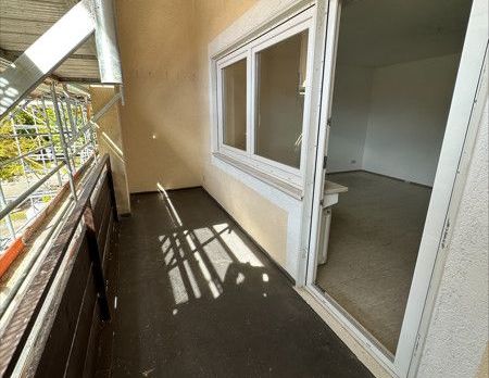 Hausnr. 35 / 3 Zimmer im 2. OG mit Balkon und toller Aussicht (frisch saniert) - Foto 1