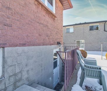 For Lease - 1562 Upper Ottawa Street, Hamilton, Ontario - Photo 3