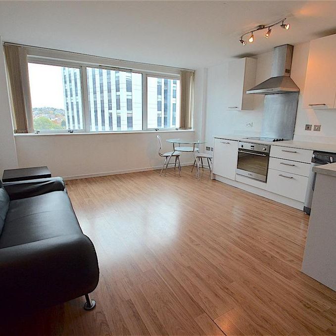 1 bedroom flat to rent - Photo 1
