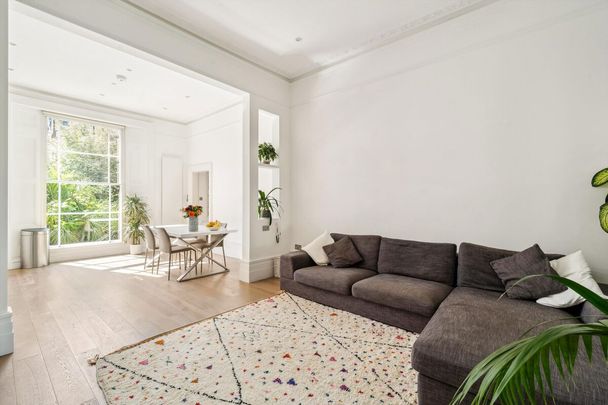 Elegant 2 bedroom apartment in the Heart of Notting Hill, W11 - Photo 1