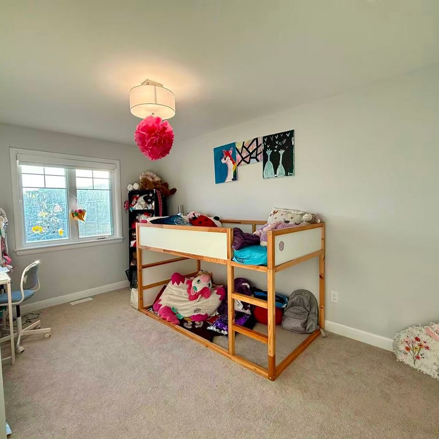 For Lease - 519 Hitzlay Terrace, Kanata, Ontario - Photo 1