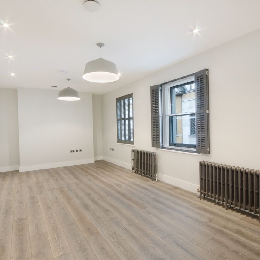 1 Bedroom Flat, Rupert Court, London, Greater London, W1D - Photo 1