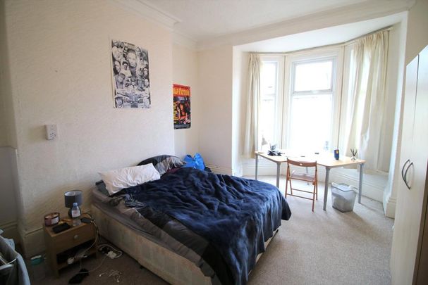 4 bedroom maisonette to rent - Photo 1