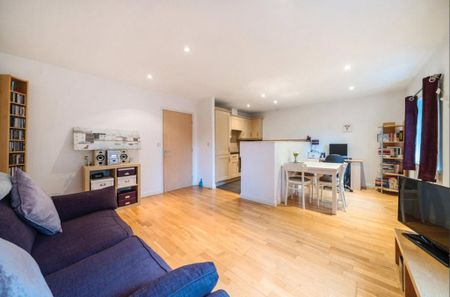 2 bedroom flat to rent - Photo 5