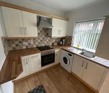 8 Dhu Varren Parade, Belfast, BT13 3FJ - Photo 2