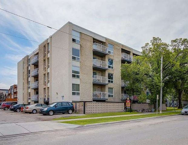 Birchcrest Estates | 600 1 Street NE, Calgary - Photo 1