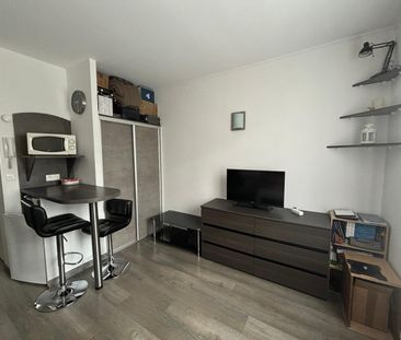Location Appartement 1 pièce 19m² ST PIERRE DES CORPS 37700 - Photo 3