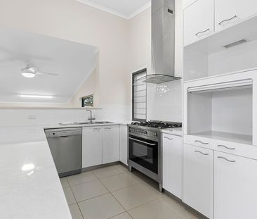 172 Thorneside Road, 4158, Thorneside Qld - Photo 3