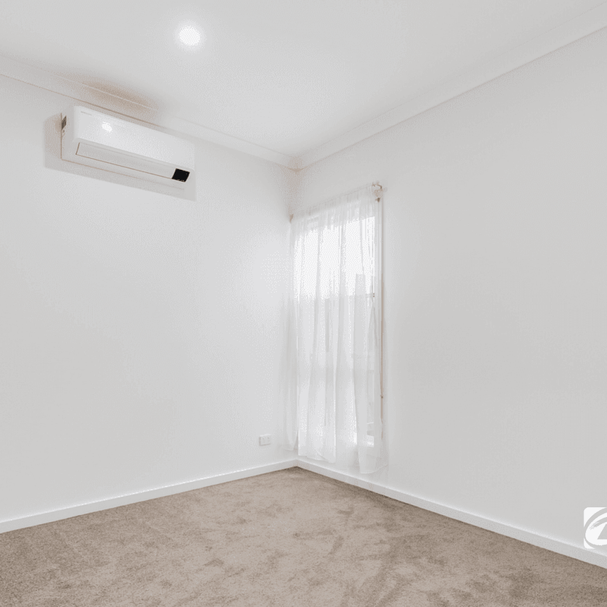 Modern Living in the Savana Estate!! - Photo 1