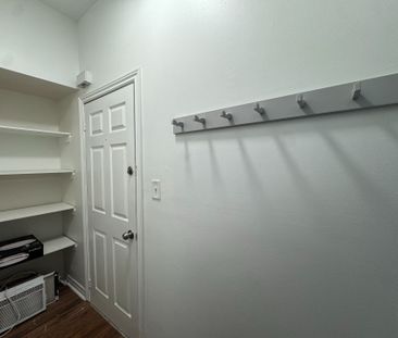 For Lease - 358 Main Street Unit# 1, Hamilton, Ontario - Photo 2