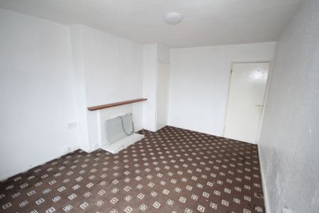 Portland Road, Hayes, UB4 - Photo 2