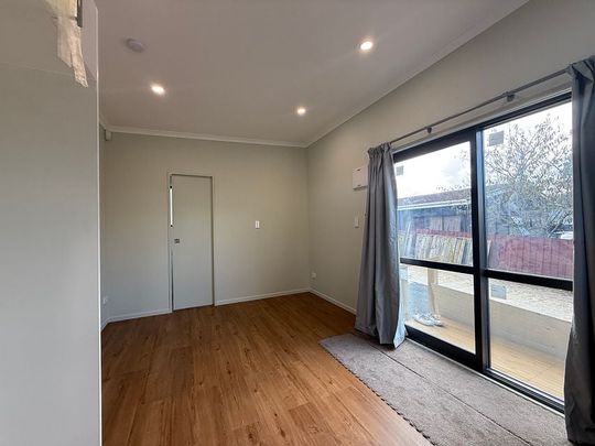 Brand New 2 bedroom Unit - Photo 1