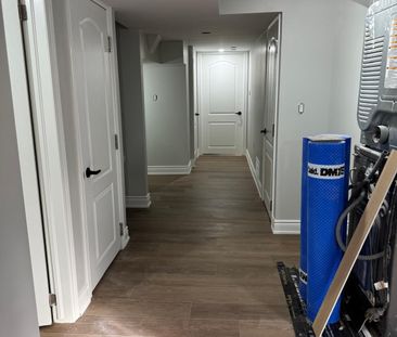 For Lease - 5886 Shelford Terrace, Mississauga, Ontario - Photo 5