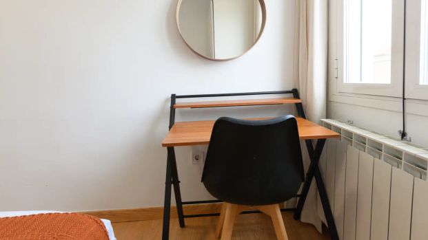 2-bedroom apartment for rent in Castilla, bills included - Photo 1