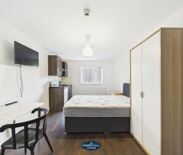 Studio to rent - Photo 4